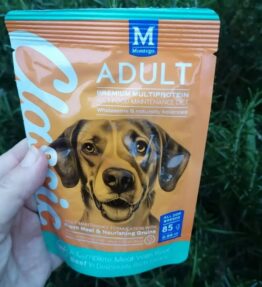 Awesome Montego Beef and gravy (Wet Food) (85g)