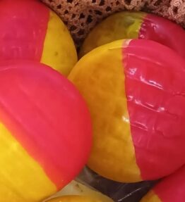 Smoked Cheddar Cheese round (full round)