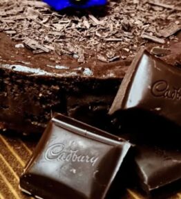 Cheese Cake Chocolate by Sadie Lee (1 small)